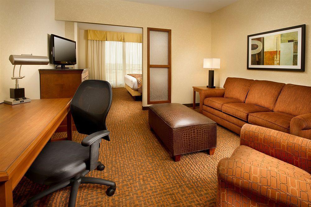 Drury Inn & Suites St. Louis Brentwood Esterno foto